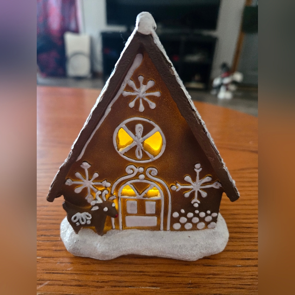 Festive Brown Gingerbread House Light Up